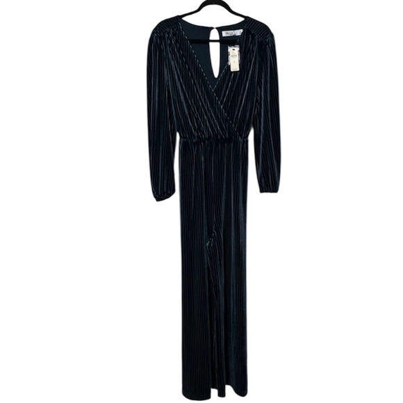 NWT Anthropologie Ali & Jay Samantha Velvet Wide Leg Jumpsuit - Picture 5 of 12